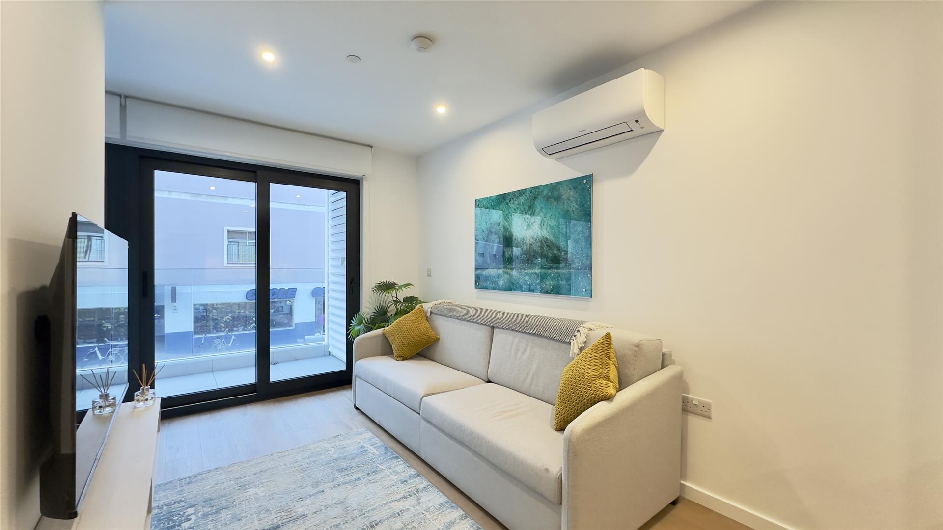 Image of Apartment - 1 Bathrooms for Rental in CitiHome-Gibraltar, Image 2